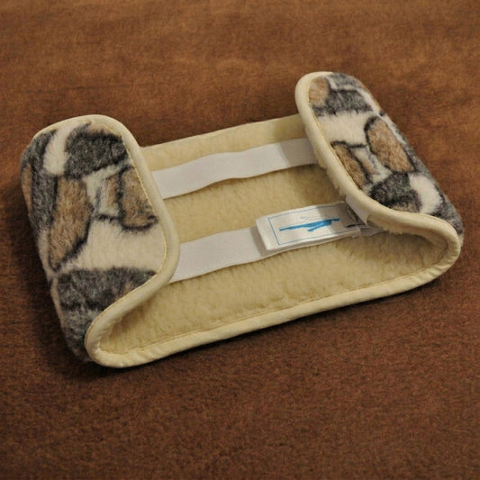 Wide winter back support belt with magnet